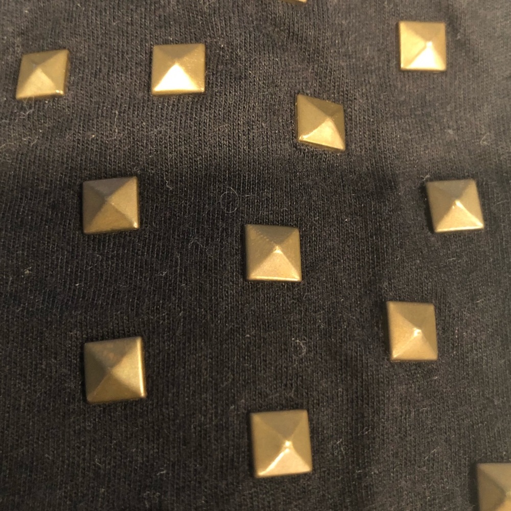 Tank - Picture 5 of 5